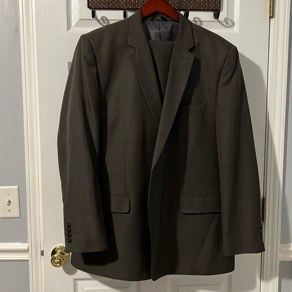 Haggar Men’s Suit 52L Coat 44X32 Pants